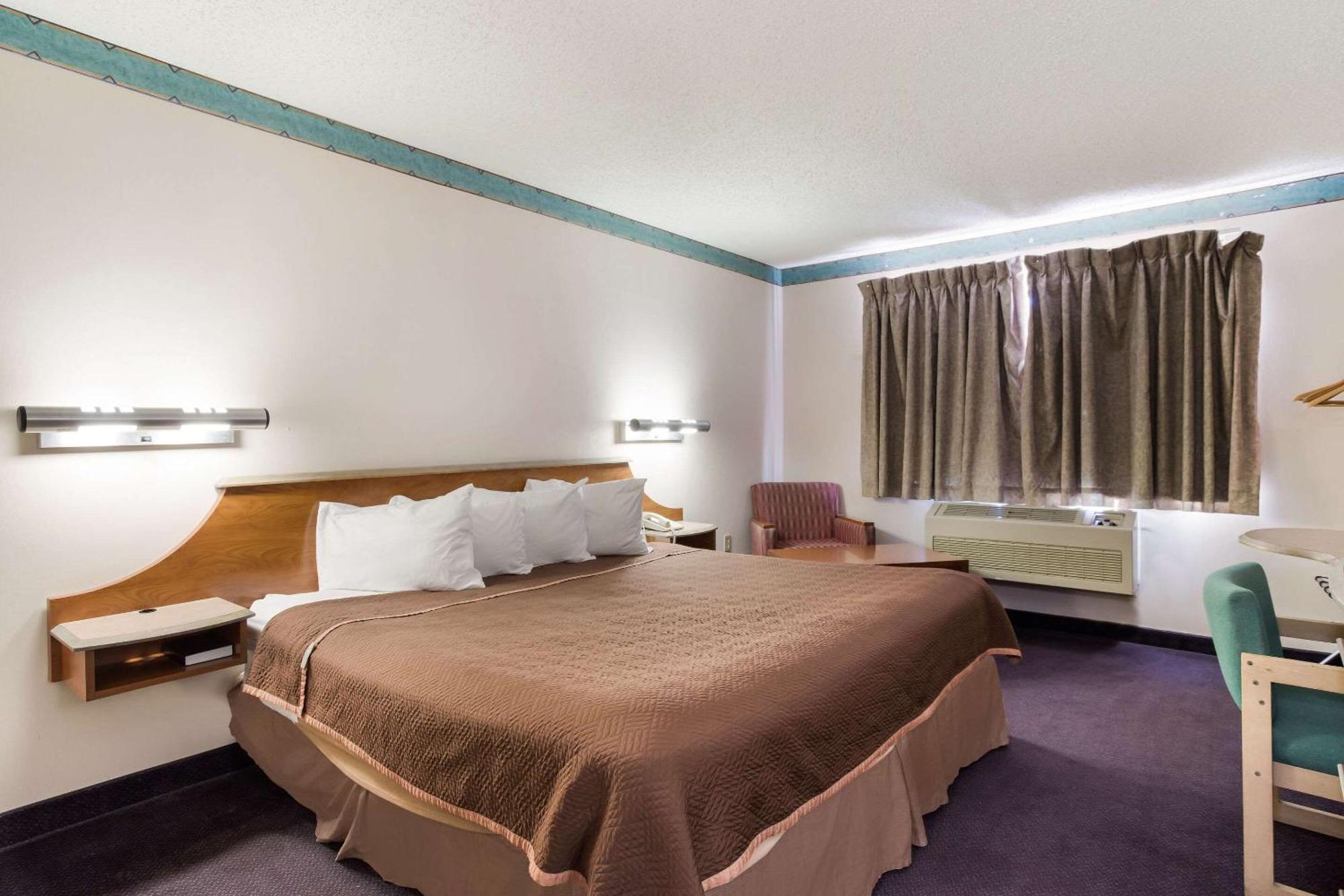 ทราเวลลอดจ์ บาย วินด์แฮม กัลลัป Hotel แกลลัพ ภายนอก รูปภาพ